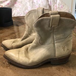Frye Billy short boot size 10